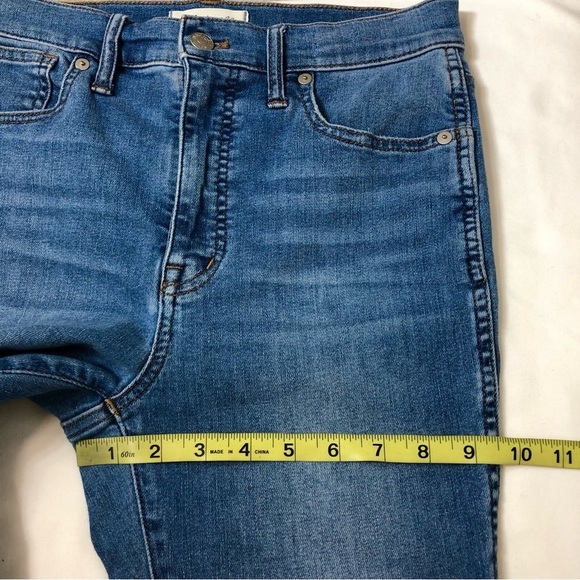 Madewell Stretchy 10" High-Rise Skinny Crop Jeans in Welling Wash 27 - Picture 14 of 16